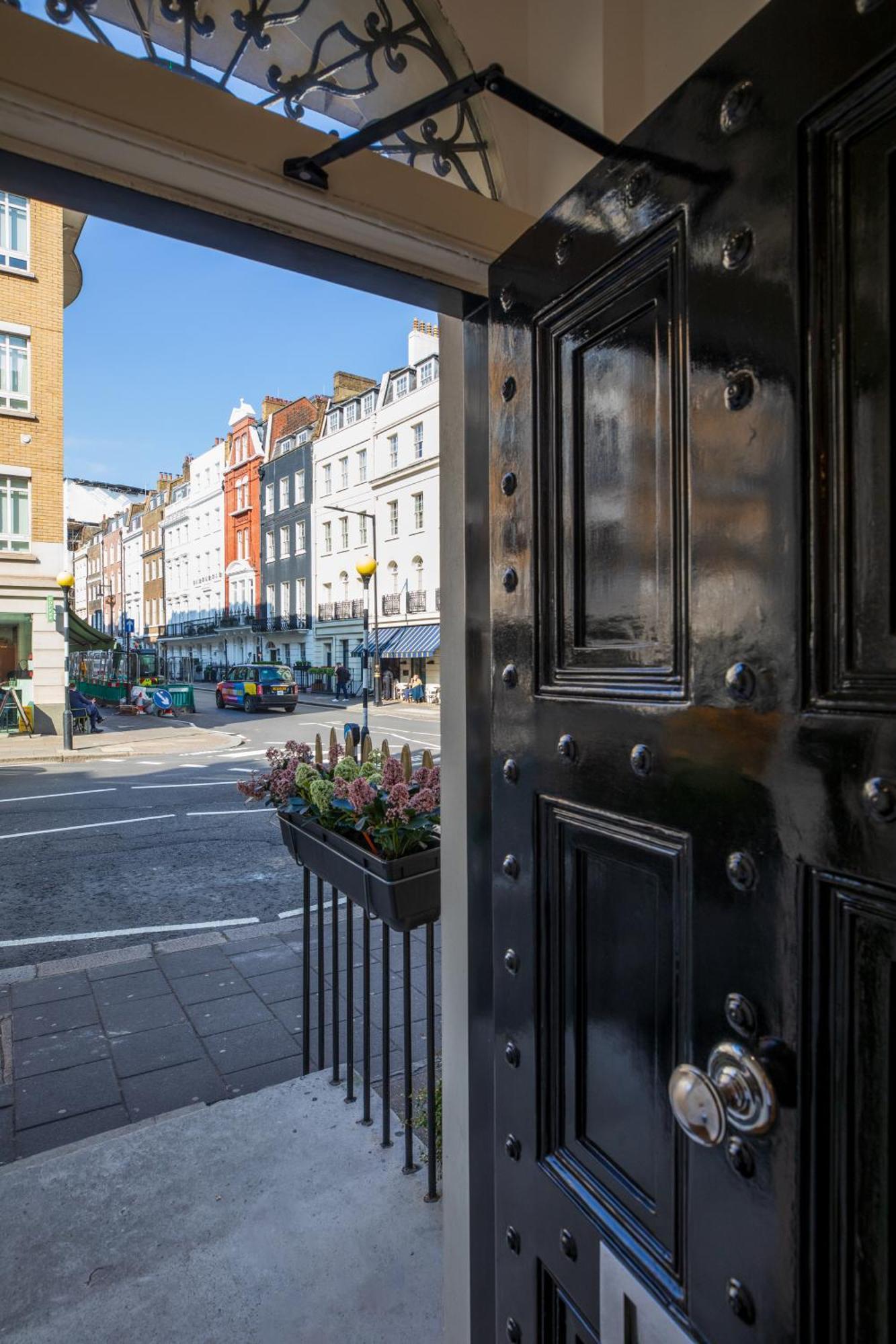 The Chapter - Mayfair Residences London Bagian luar foto