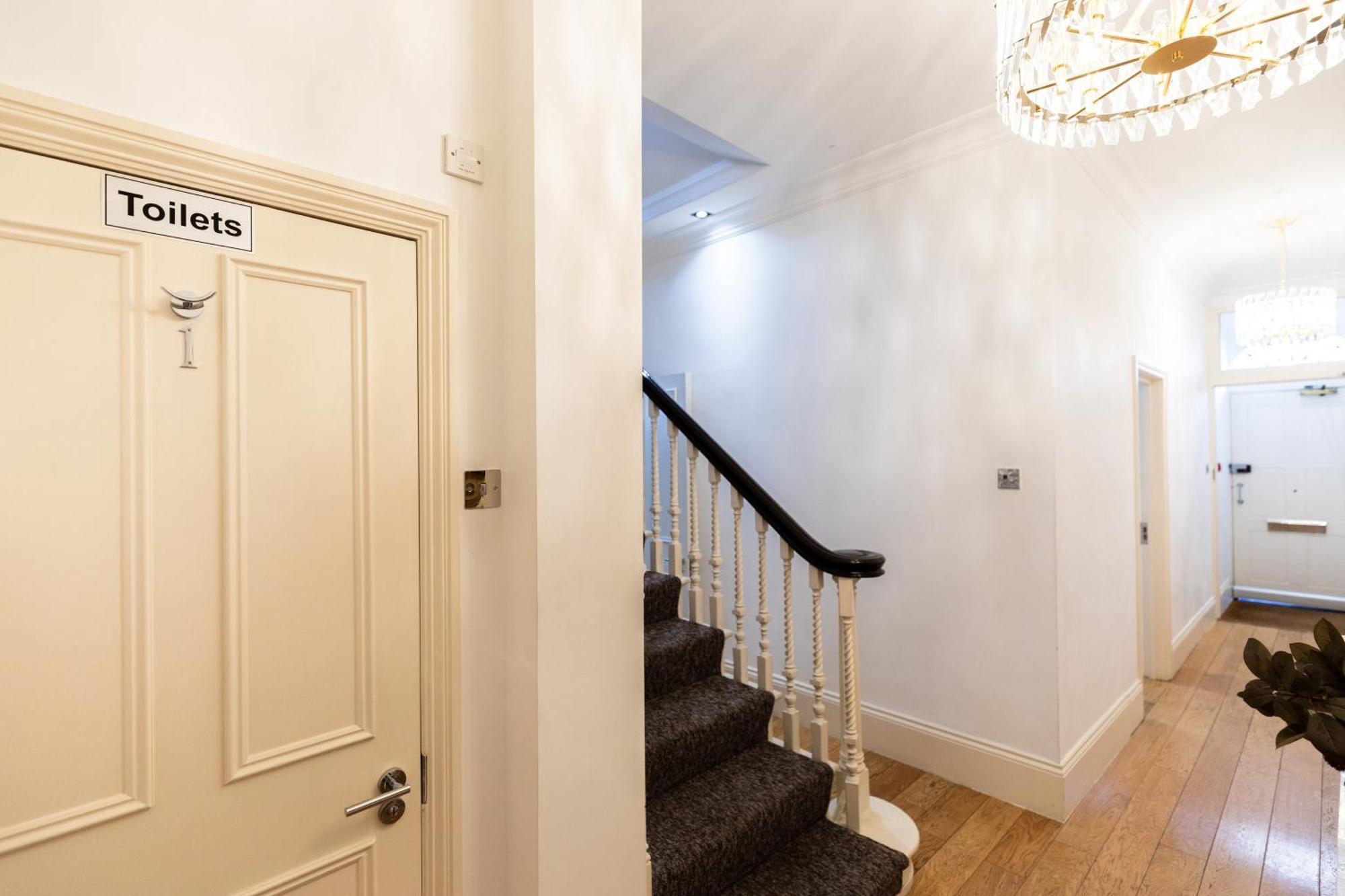 The Chapter - Mayfair Residences London Bagian luar foto