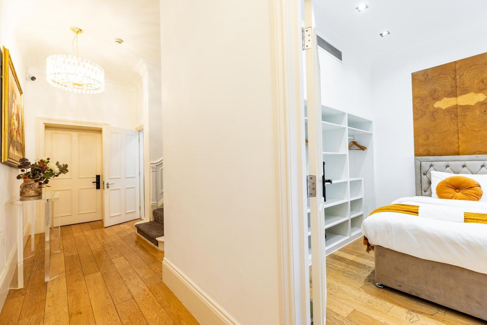 The Chapter - Mayfair Residences London Bagian luar foto